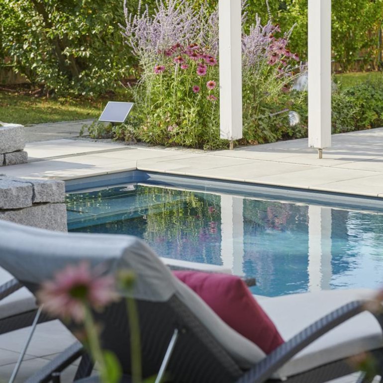 Wohlfühlgarten für Mensch und Tier in Au